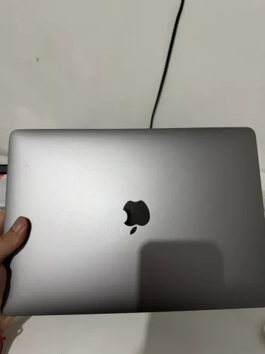 macbook pro 2018 16gb
