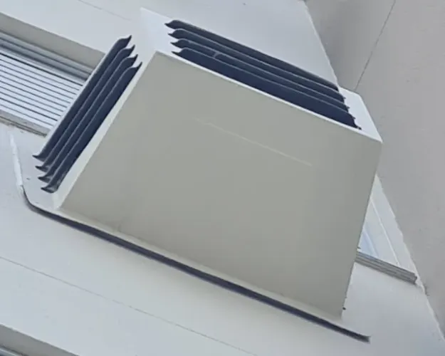 Vendo Caixa protetora para Ar Condicionado até 12.000 BTUs