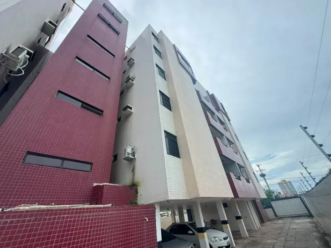 Apartamento 3 Quartos com Piscina e Elevador em Intermares | 70m² | R$ 355 Mil Descrição: