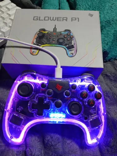 Controle gamer Pichau RGB