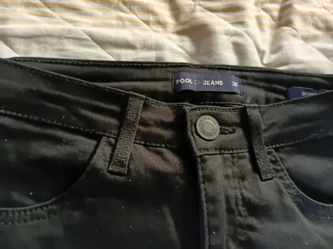 Vendo calça da pool lycra 38 usada só uma vez 40$