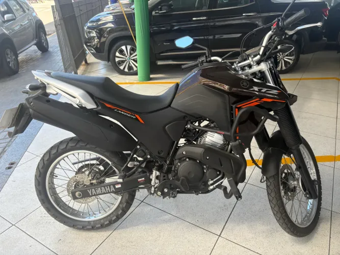 LANDER XTZ 2026- APENAS 2.600km