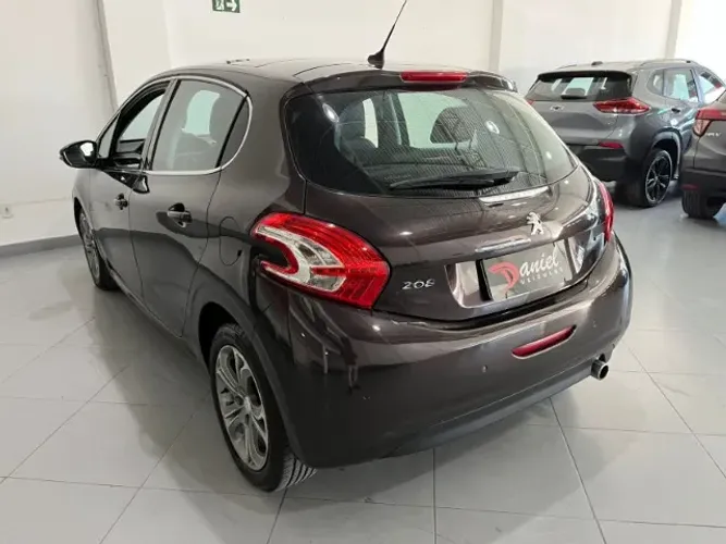 Peugeot 208 Griffe 1.6 Flex 16V 5P Aut. 2015