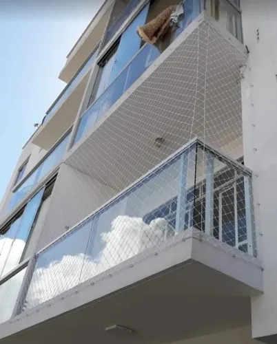 Rede sob medida para fechamento de sacada de apartamento
