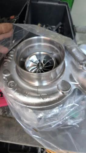Turbina HX40 Rotor Billet 11 Pás