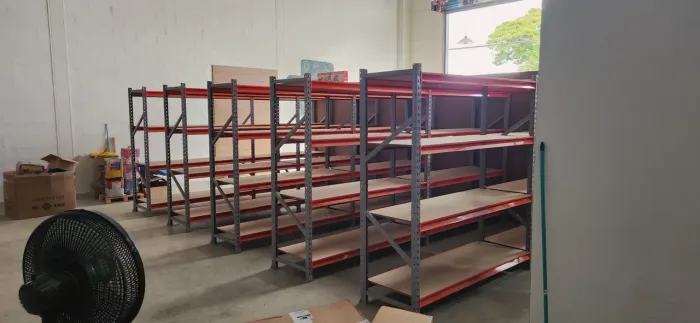 Mini porta paletes 180×60×200mts e 300mts alt..ideal para organizar seu estoque