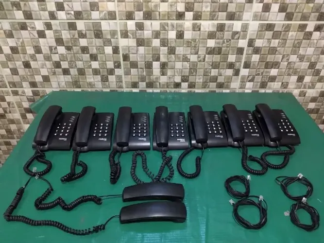 Lote com 7 Telefones Fixos com Fio Intelbras Pleno Usados e em Ótimo Estado - Oportunidade