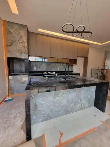 Casa nova Bairro SETVALLEY, com Piscina, rica em armários, FINANCIO CUIDO DE TUDO