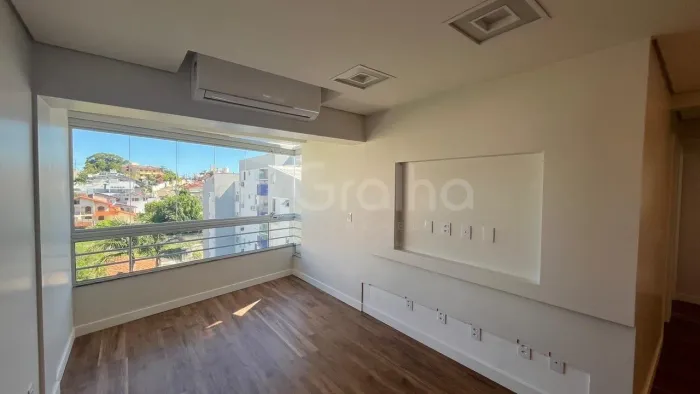 Apartamento à venda 3 dormitórios no Abraão - Florianópolis