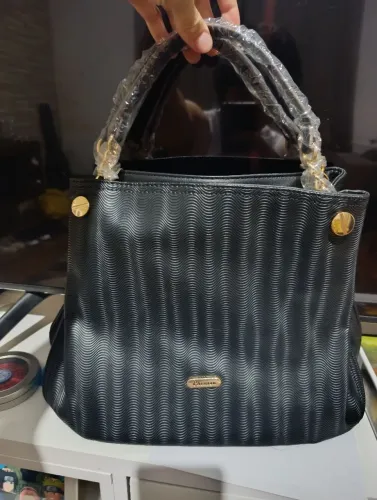 Bolsa Chenson Preta Hobo Ombro Alça Corrente Textura Ondulada Nova com Etiqueta