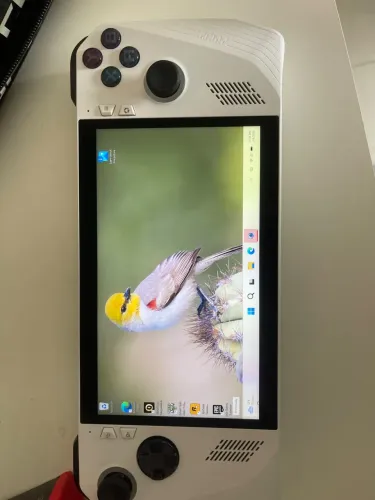 Rog Ally Z1 + Case Original e Doc Original
