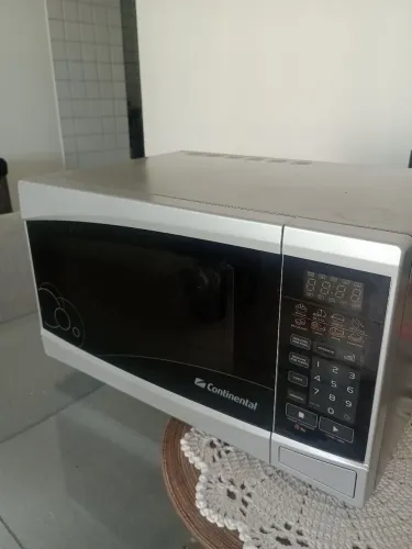 Micro-ondas Continental - Com Defeito 