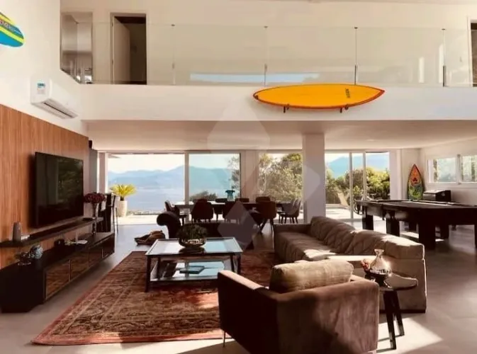 Casa com 5 suites no Condomínio caminho do Rei em Garopaba/SC