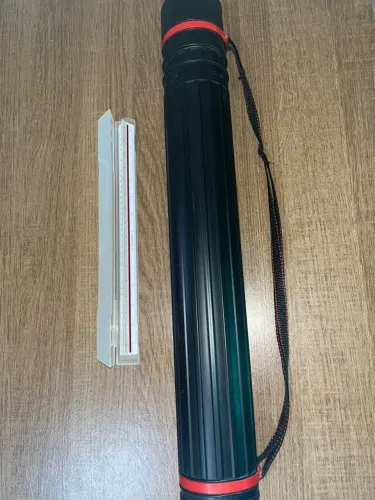 Vendo tubo de desenho e escalímetro 