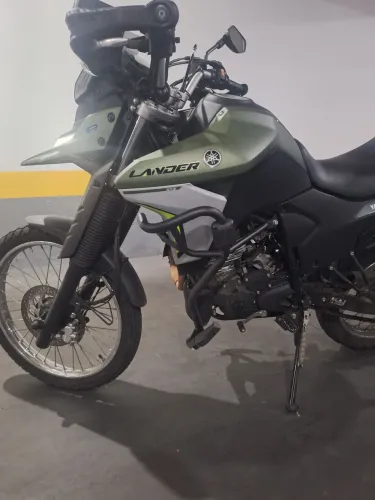 Xtz muito nova! 7.200 km Oportunidade