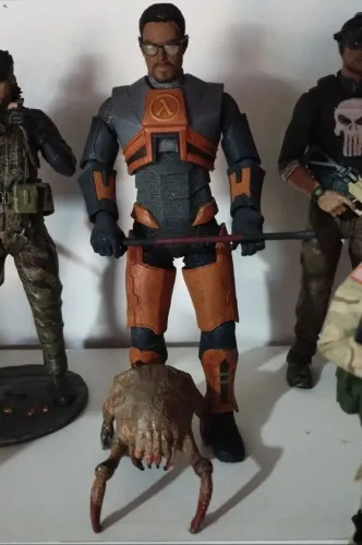 Action figure Gordon Freeman half life NECA
