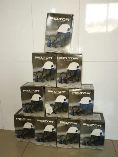 Lote 10x Headset Abafador Peltor P/ Capacete com Microfone - NRR 26dB - R$140 cada