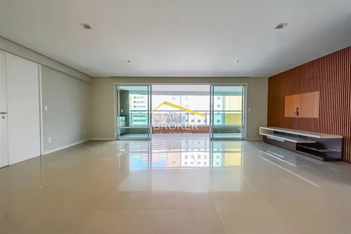 Esquina das Silvas | Apartamento à Venda | 4 Suítes | 230m² | 4 Vagas | Meireles