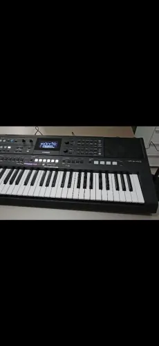 Teclado yamaha psr e483