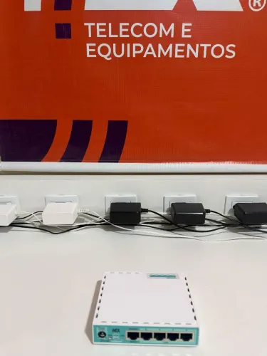 Mikrotik hEX RB750Gr3<br>Mi<br>A-10<br>L-10<br>C-13<br>Valor 290 já preço final