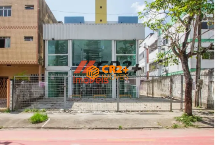 Imóvel Comercial à Venda na Várzea com 432M².