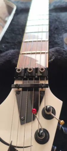 Guitarra Ibanez RG350DX com case