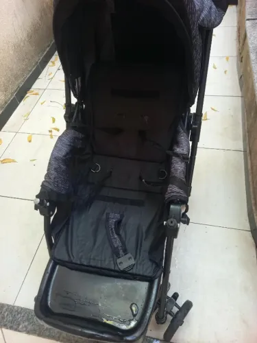 CARRINHO DE BEBÊ