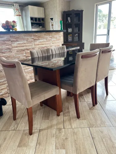 Mesa 6 cadeiras
