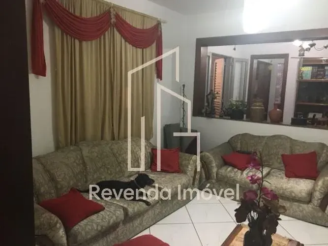 Sobrado à venda 3 domitórios 2 suites 300 m² Parque Panamericano