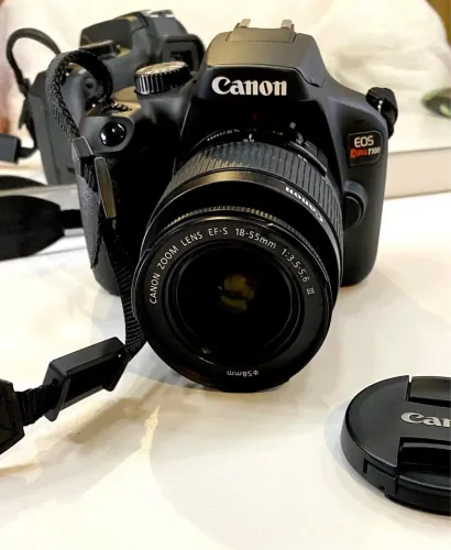 Camera Canon T100 profissional com acessórios 