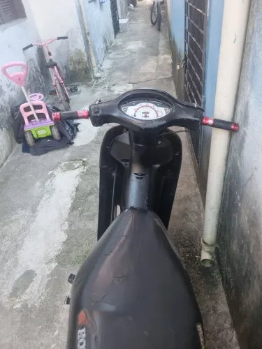 Biz 100 vender ou trocar por moto de estouro