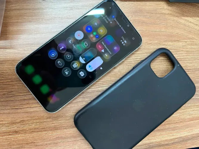 iPhone 11 - 256Gb