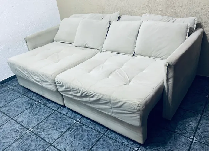 Sofá Retrátil E Reclinável Em Linho Claro - Confortável