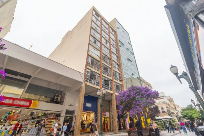 Edifício Jacob wysocki Sala comercial com 33,54m² no Centro de Curitiba - à venda