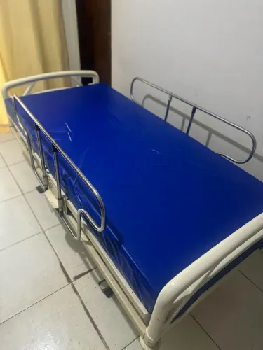 Cama hospitalar + Colchão+ Colchão pneumático