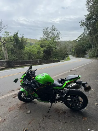 Kawasaki Ninja ZX4R 2024