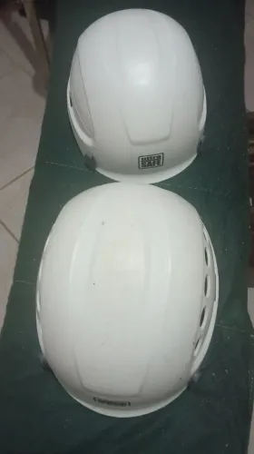 2 Capacete de alpinista