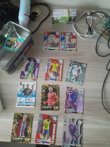 Vendo 80 adrenalyn 26, e 11 raras !!!!!