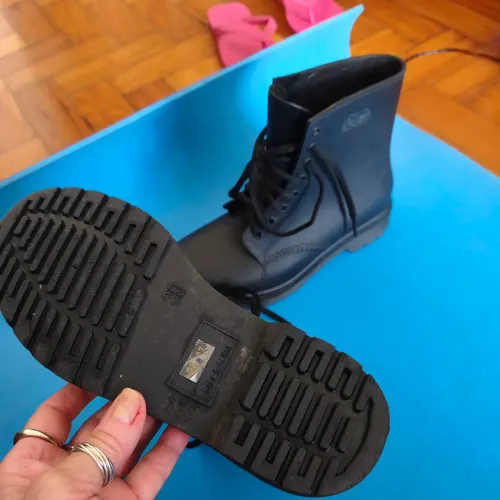 Bota Coturno Kesttou, preta