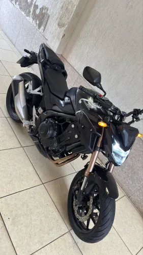 Honda CB500F - 2023