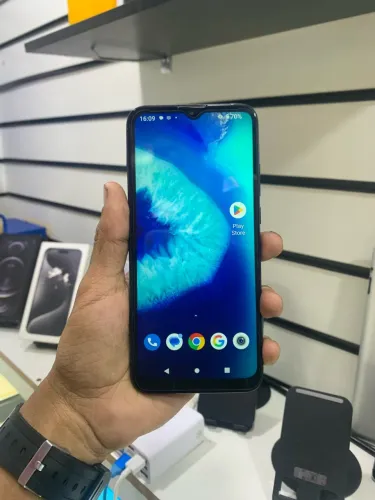 Motorola Moto G8 Power Lite Azul - 64GB - Tela Grande - Bateria Boa - R$299