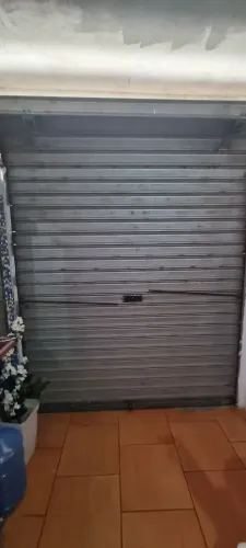 Vendo porta de aço