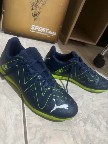 Tênis futsal puma tamanho 43