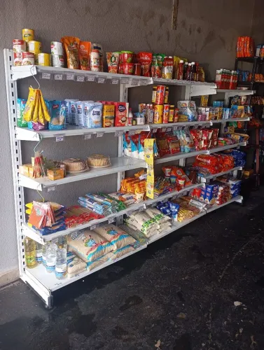Vendo prateleira pra mercearia