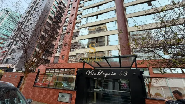 Apartarmento para locação com 4 suites no Centro de Florianópolis