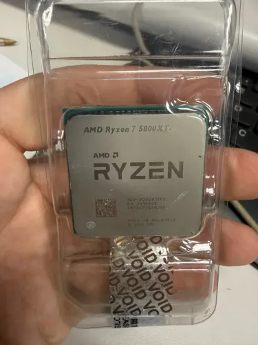 Processador Ryzen 7 5800XT