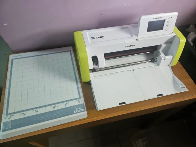 Plotter de Recorte Brother ScanNCut DX SDX85 - Perfeito Estado!