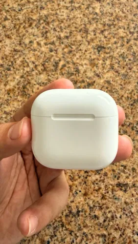 AirPods 4 Cancelamento de Ruído Ativo