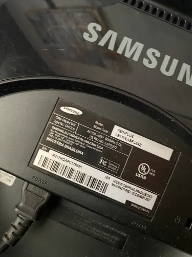 Monitor Samsung SyncMaster 732N Plus