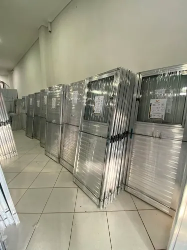 PORTAS DE ALUMÍNIO A PARTIR DE R$499,00 - PROMOÇÃO POR TEMPO LIMITADO
